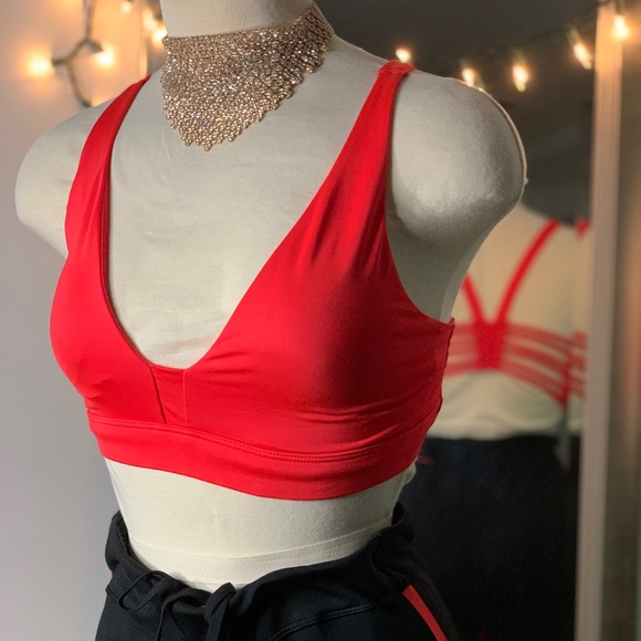 Victoria's Secret Other - Victoria’s Secret Caged Back Sports Bra Size XS